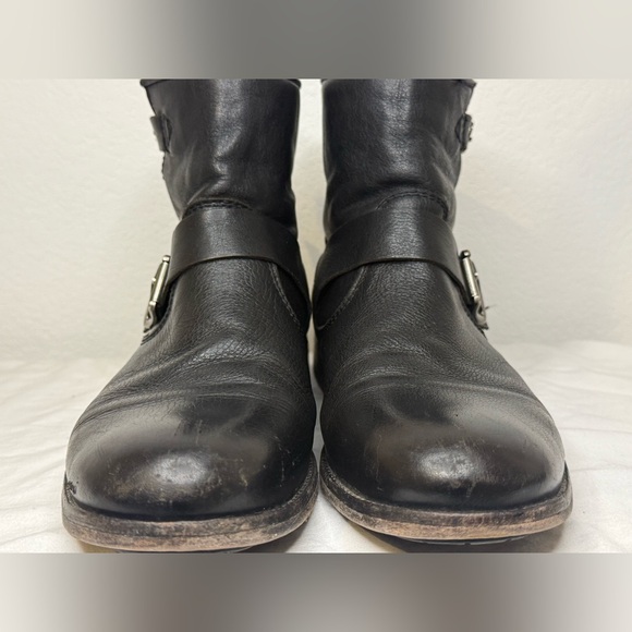 Frye Tyler Engineer Women’s Black Ankle Boot Size 10B - Picture 2 of 16